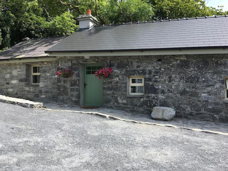 Fermoyle Properties Carleys Cottage Fanore Экстерьер фото