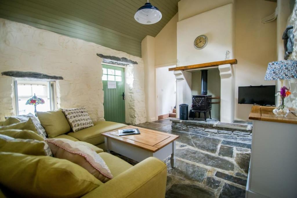 Fermoyle Properties Carleys Cottage Fanore Экстерьер фото